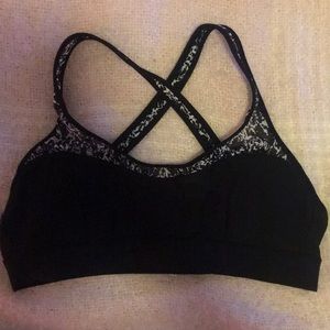 Lulu lemon sports bra